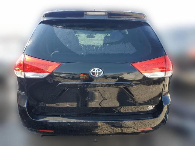 Photo 5 VIN: 5TDDK3DC8BS005755 - TOYOTA SIENNA XLE 