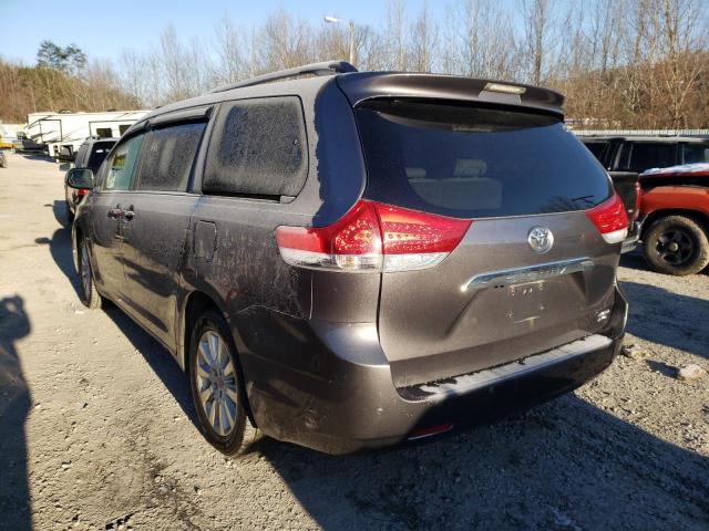 Photo 2 VIN: 5TDDK3DC8BS008414 - TOYOTA SIENNA XLE 