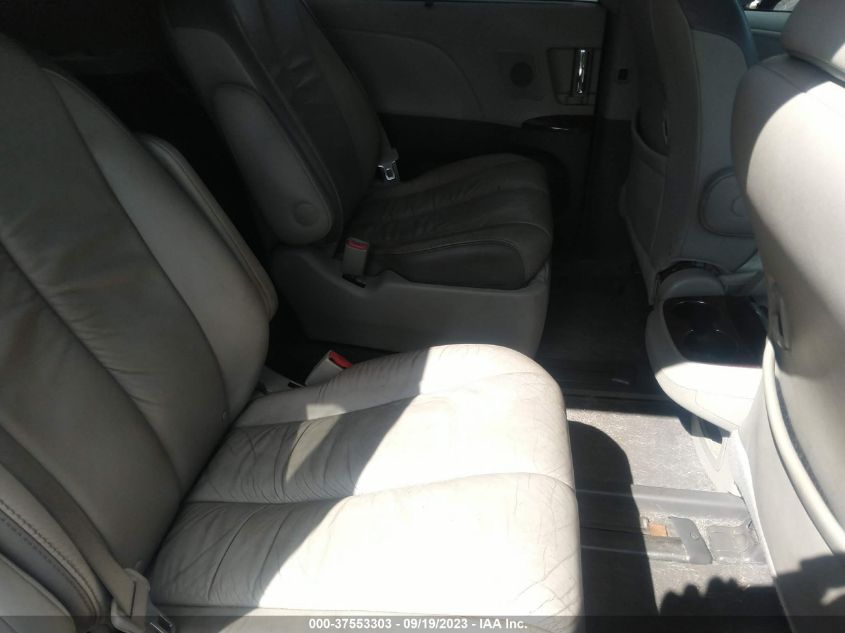 Photo 7 VIN: 5TDDK3DC8BS011037 - TOYOTA SIENNA 