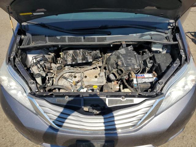 Photo 11 VIN: 5TDDK3DC8BS019638 - TOYOTA SIENNA XLE 