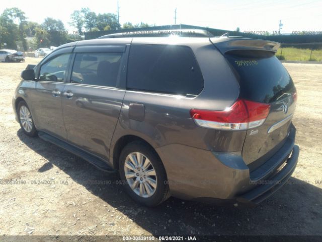 Photo 2 VIN: 5TDDK3DC8BS026251 - TOYOTA SIENNA 