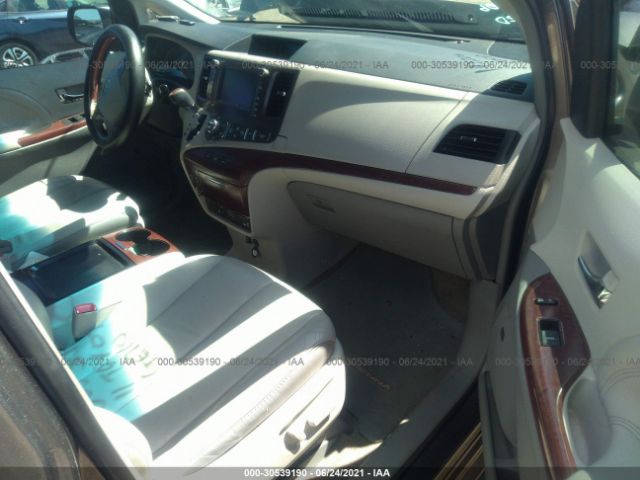 Photo 4 VIN: 5TDDK3DC8BS026251 - TOYOTA SIENNA 