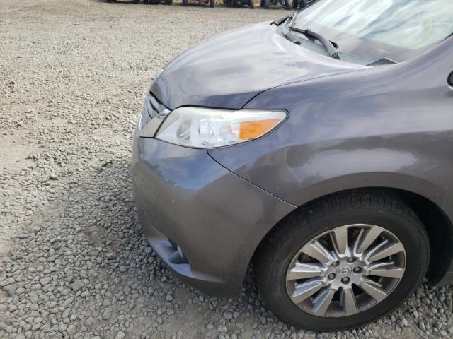 Photo 8 VIN: 5TDDK3DC8BS028419 - TOYOTA SIENNA XLE 