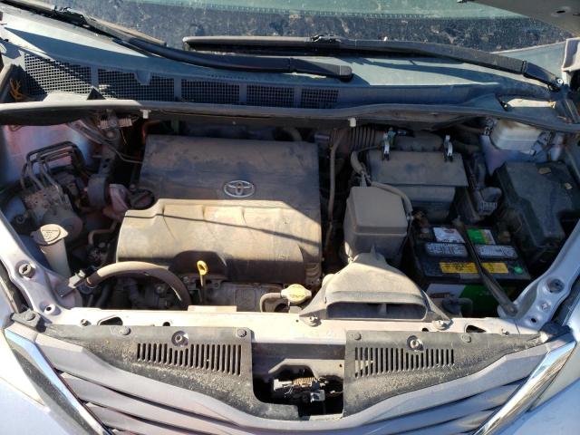 Photo 6 VIN: 5TDDK3DC8CS030267 - TOYOTA SIENNA XLE 