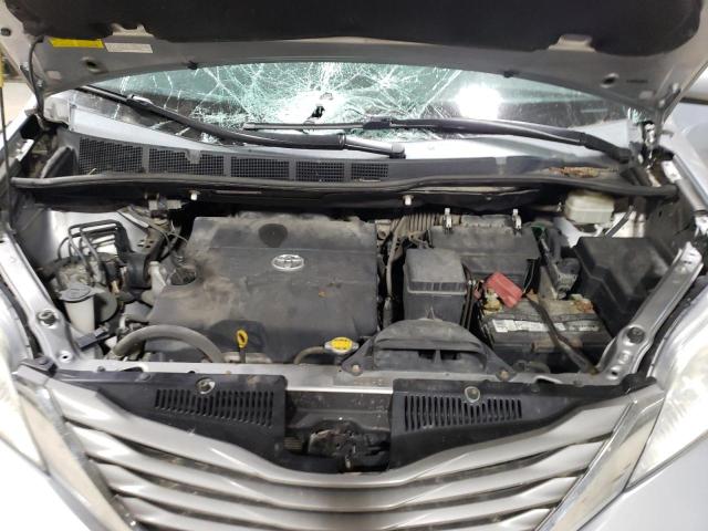 Photo 11 VIN: 5TDDK3DC8CS039048 - TOYOTA SIENNA XLE 