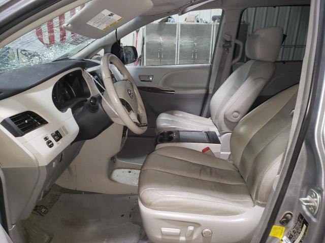 Photo 6 VIN: 5TDDK3DC8CS039048 - TOYOTA SIENNA XLE 