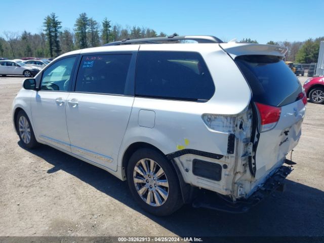 Photo 2 VIN: 5TDDK3DC8CS044265 - TOYOTA SIENNA 