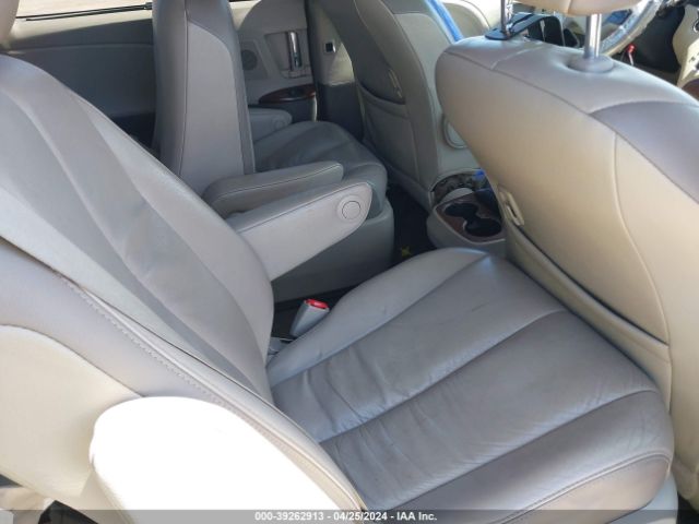 Photo 7 VIN: 5TDDK3DC8CS044265 - TOYOTA SIENNA 