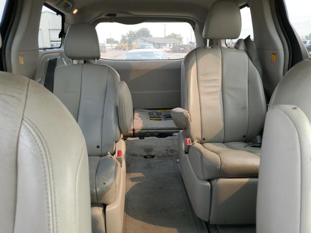 Photo 9 VIN: 5TDDK3DC8CS048400 - TOYOTA SIENNA XLE 