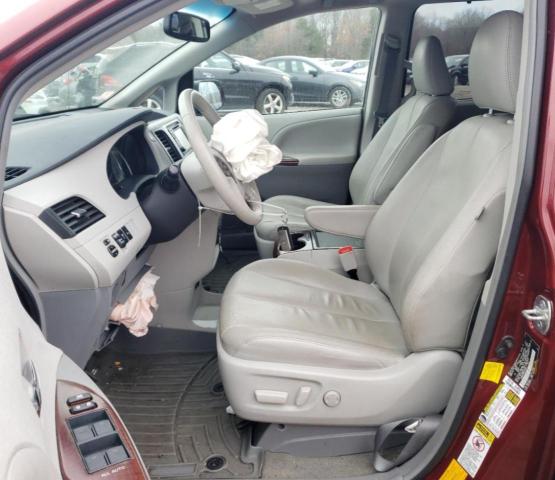 Photo 6 VIN: 5TDDK3DC8DS054991 - TOYOTA SIENNA XLE 