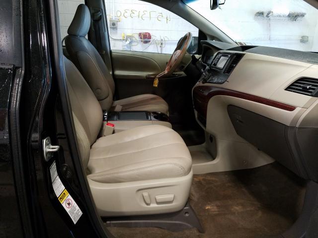 Photo 4 VIN: 5TDDK3DC8DS063920 - TOYOTA SIENNA XLE 