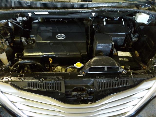 Photo 6 VIN: 5TDDK3DC8DS063920 - TOYOTA SIENNA XLE 