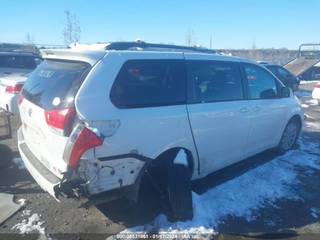 Photo 3 VIN: 5TDDK3DC8DS064159 - TOYOTA SIENNA 