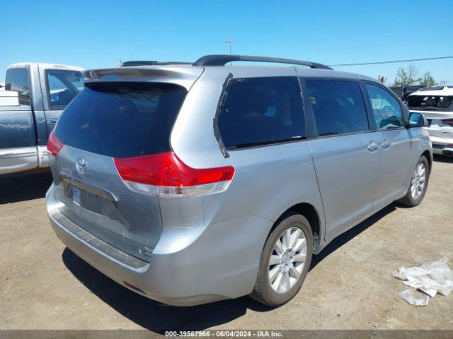 Photo 3 VIN: 5TDDK3DC8ES077009 - TOYOTA SIENNA 