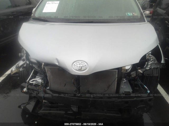 Photo 5 VIN: 5TDDK3DC8FS125688 - TOYOTA SIENNA 