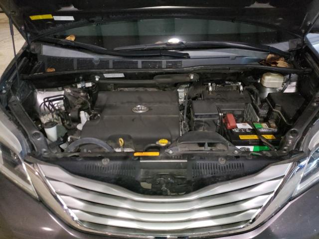 Photo 11 VIN: 5TDDK3DC8GS128995 - TOYOTA SIENNA XLE 