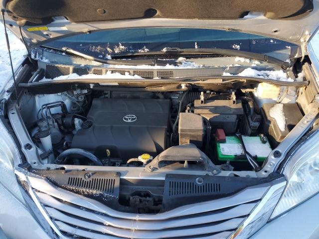 Photo 11 VIN: 5TDDK3DC8GS129564 - TOYOTA SIENNA XLE 