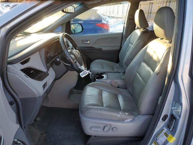 Photo 6 VIN: 5TDDK3DC8GS129564 - TOYOTA SIENNA XLE 