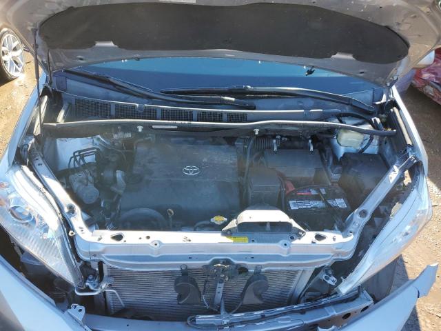 Photo 11 VIN: 5TDDK3DC8GS145683 - TOYOTA SIENNA XLE 