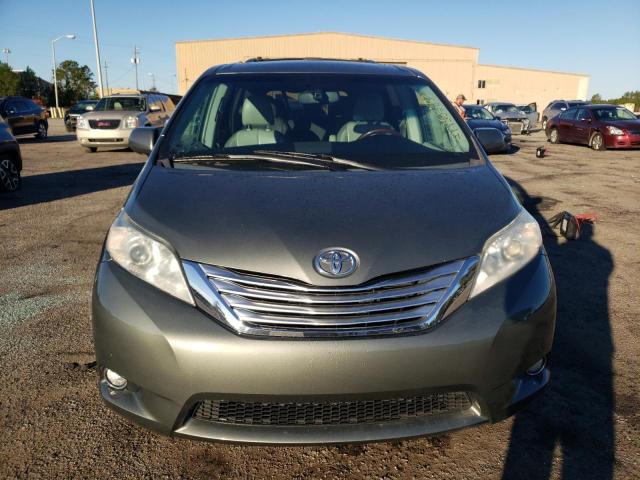 Photo 4 VIN: 5TDDK3DC9BS005375 - TOYOTA SIENNA XLE 