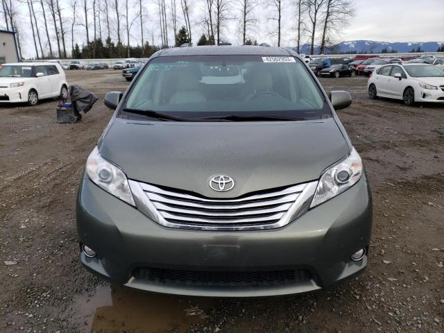 Photo 4 VIN: 5TDDK3DC9BS008454 - TOYOTA SIENNA XLE 