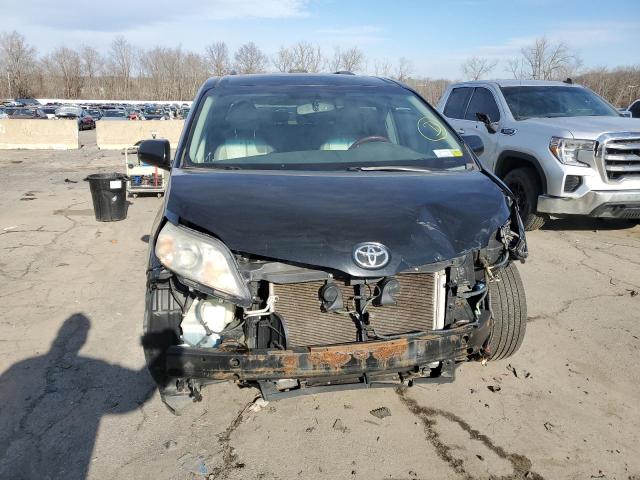 Photo 4 VIN: 5TDDK3DC9BS026498 - TOYOTA SIENNA XLE 