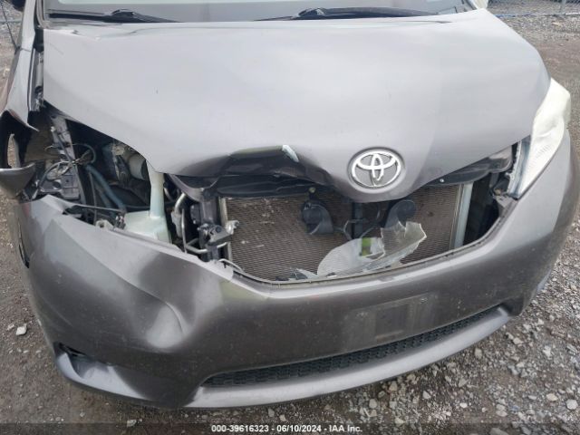 Photo 5 VIN: 5TDDK3DC9CS036952 - TOYOTA SIENNA 