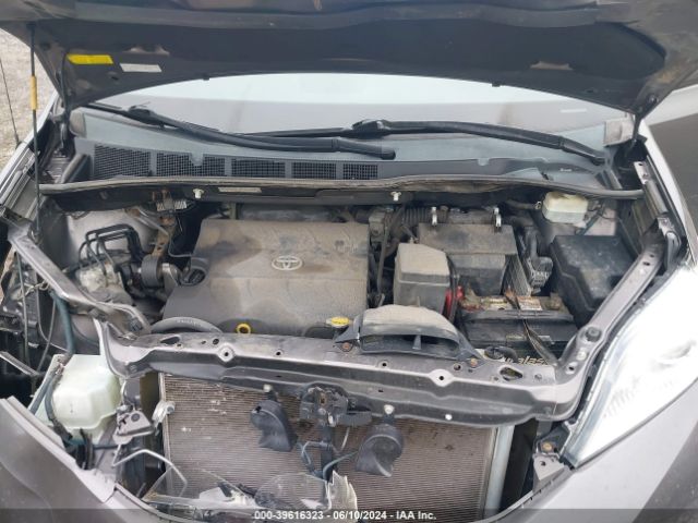 Photo 9 VIN: 5TDDK3DC9CS036952 - TOYOTA SIENNA 