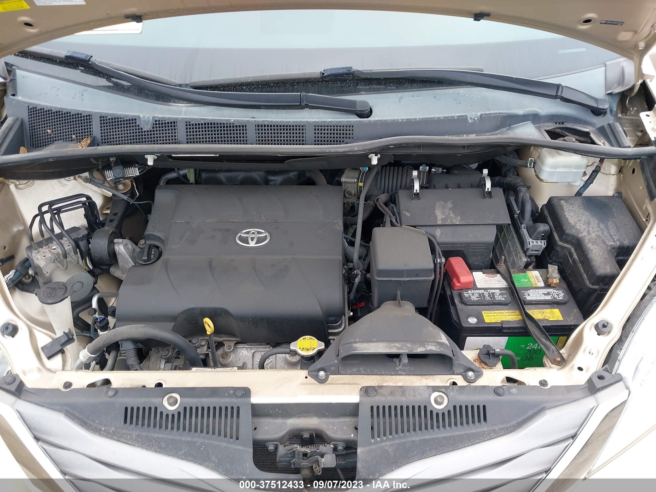 Photo 9 VIN: 5TDDK3DC9DS050920 - TOYOTA SIENNA 