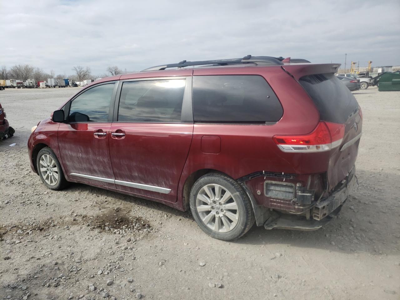 Photo 1 VIN: 5TDDK3DC9DS051453 - TOYOTA SIENNA 