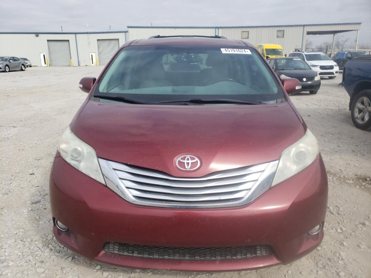 Photo 4 VIN: 5TDDK3DC9DS051453 - TOYOTA SIENNA 