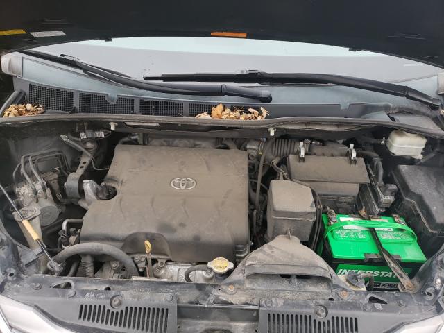 Photo 6 VIN: 5TDDK3DC9DS054272 - TOYOTA SIENNA XLE 