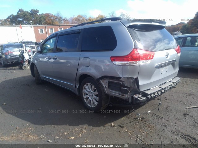 Photo 2 VIN: 5TDDK3DC9DS058760 - TOYOTA SIENNA 