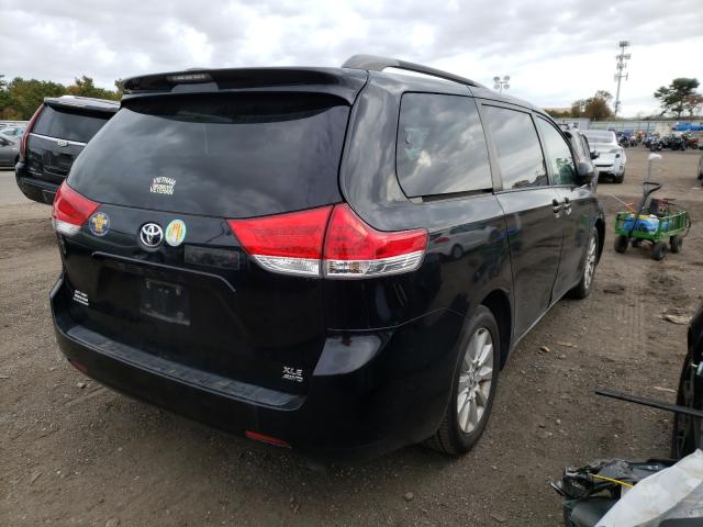 Photo 3 VIN: 5TDDK3DC9DS068589 - TOYOTA SIENNA XLE 