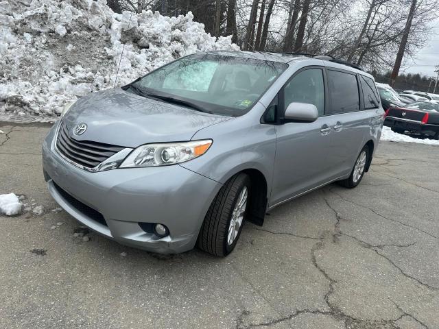 Photo 1 VIN: 5TDDK3DC9DS068902 - TOYOTA SIENNA XLE 