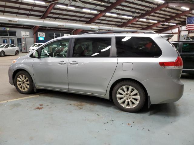 Photo 1 VIN: 5TDDK3DC9ES073437 - TOYOTA SIENNA XLE 