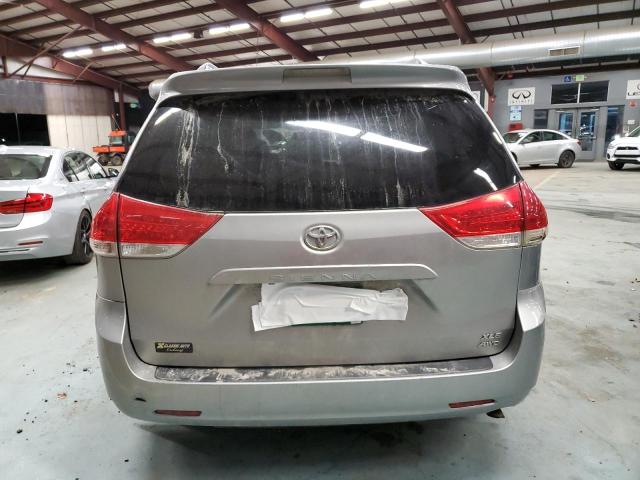 Photo 5 VIN: 5TDDK3DC9ES073437 - TOYOTA SIENNA XLE 