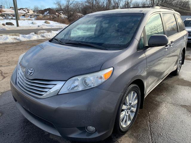 Photo 1 VIN: 5TDDK3DCXBS003540 - TOYOTA SIENNA XLE 