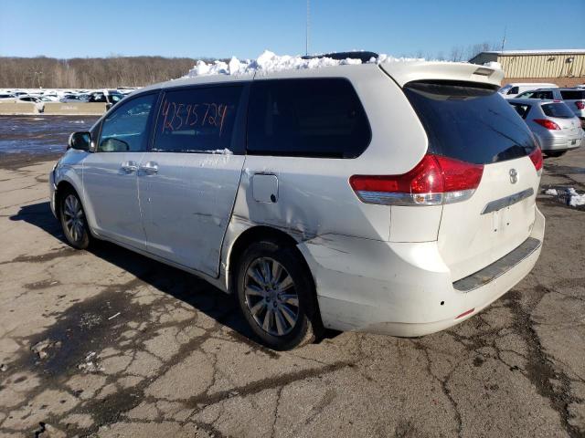 Photo 1 VIN: 5TDDK3DCXBS005532 - TOYOTA SIENNA XLE 