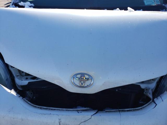 Photo 11 VIN: 5TDDK3DCXBS005532 - TOYOTA SIENNA XLE 