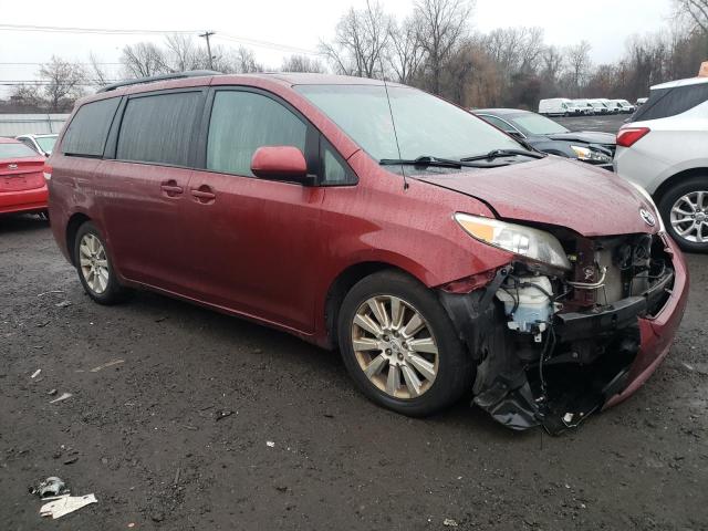 Photo 3 VIN: 5TDDK3DCXBS006695 - TOYOTA SIENNA XLE 