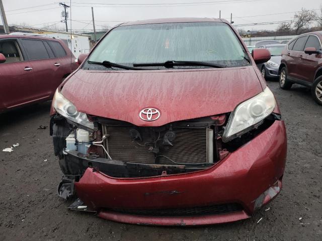 Photo 4 VIN: 5TDDK3DCXBS006695 - TOYOTA SIENNA XLE 