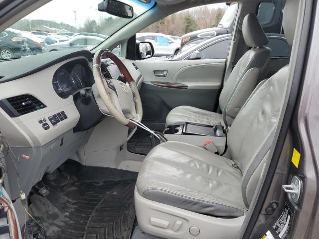 Photo 6 VIN: 5TDDK3DCXBS009824 - TOYOTA SIENNA XLE 