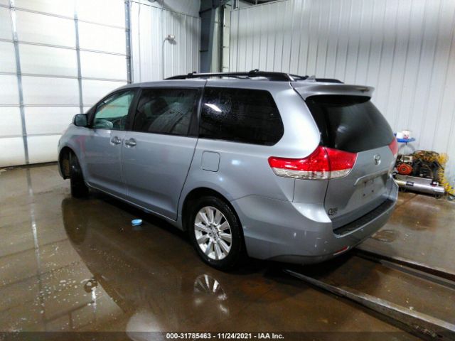 Photo 2 VIN: 5TDDK3DCXBS011573 - TOYOTA SIENNA 