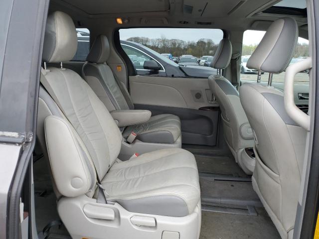 Photo 10 VIN: 5TDDK3DCXBS019561 - TOYOTA SIENNA XLE 