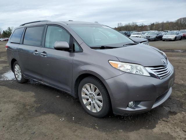 Photo 3 VIN: 5TDDK3DCXBS019561 - TOYOTA SIENNA XLE 