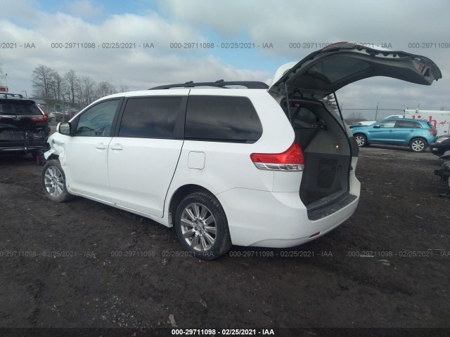 Photo 2 VIN: 5TDDK3DCXBS029426 - TOYOTA SIENNA 