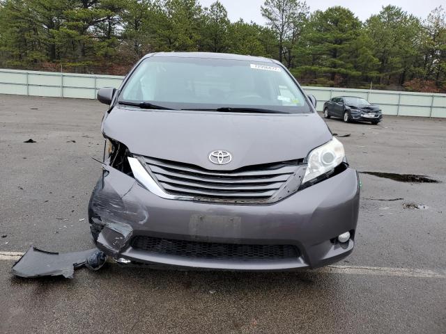 Photo 4 VIN: 5TDDK3DCXCS031324 - TOYOTA SIENNA XLE 