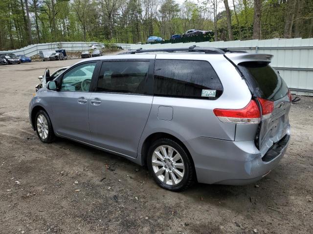 Photo 1 VIN: 5TDDK3DCXCS031937 - TOYOTA SIENNA XLE 