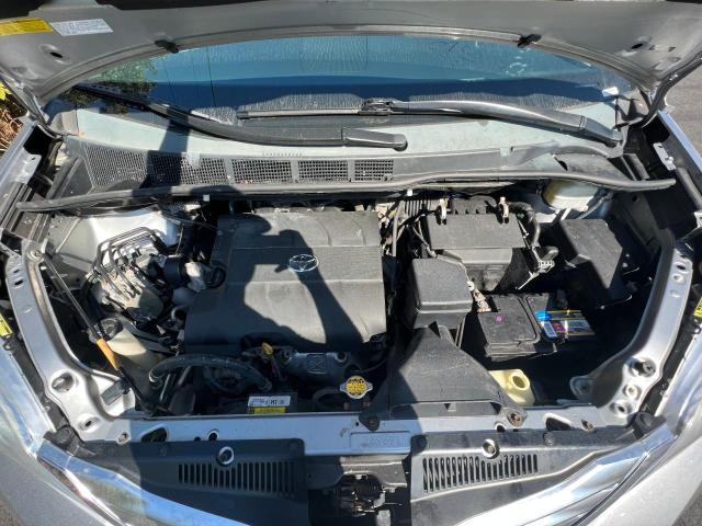 Photo 6 VIN: 5TDDK3DCXCS038256 - TOYOTA SIENNA XLE 